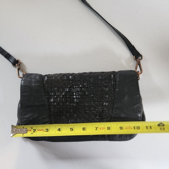 Liebeskind Berlin Sheep Leather Woven Shoulder Bag Crossbody Purse Black Boho - Picture 11 of 13